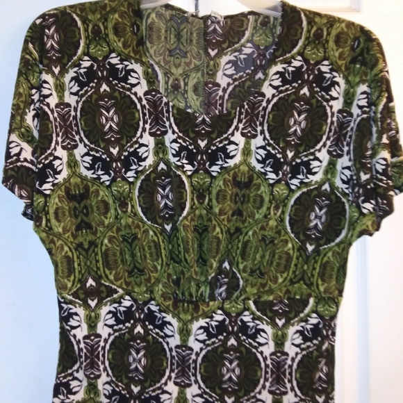 Ladies top - Picture 4 of 5